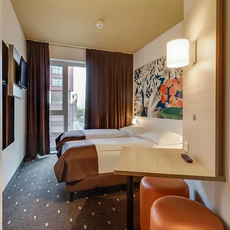 Hotel Bremen-ueberseestadt 2*